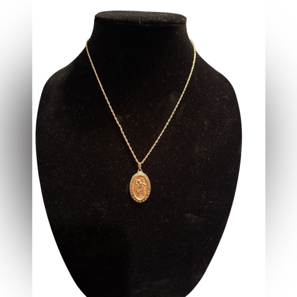 Saint Christopher Necklace - Picture 3 of 5